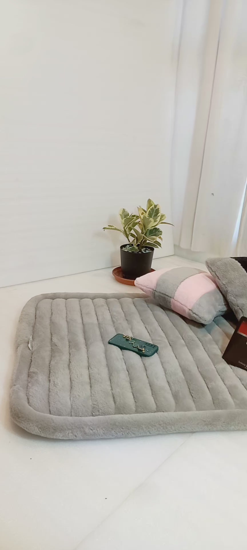 Floor Cushions for Sitting on the floor/Rug/foldable/Lounge shape cush MOLLISMOONS